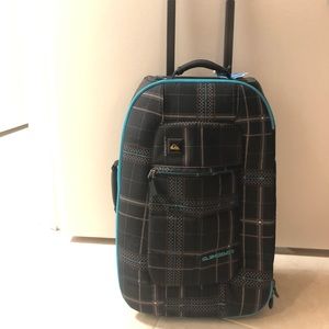 Quiksilver Carry On Luggage Roller